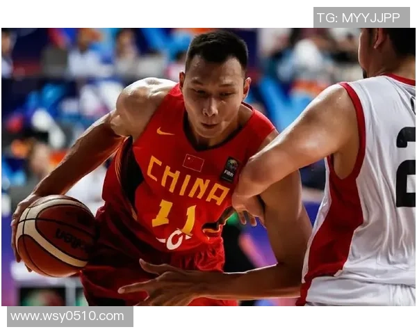 易建联的篮球传奇之路：从CBA明星到国际赛场的闪耀时刻