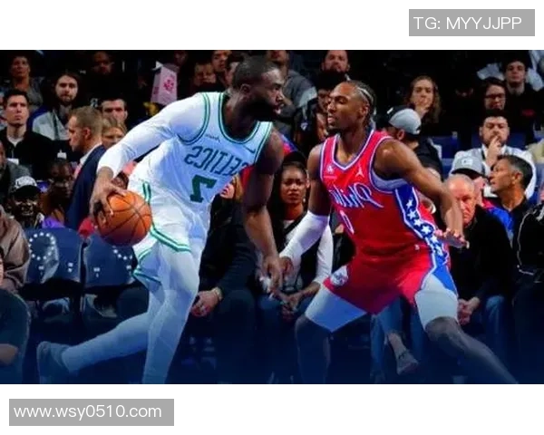 猛龙与凯尔特人激战正酣比分胶着双方争夺季后赛关键胜利 猛龙与凯尔特人激战正酣比分胶着双方争夺季后赛关键胜利