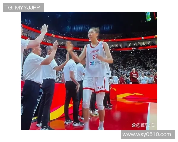 美国女篮与澳大利亚女篮激战正酣谁能在国际赛场上笑到最后 美国女篮与澳大利亚女篮激战正酣谁能在国际赛场上笑到最后